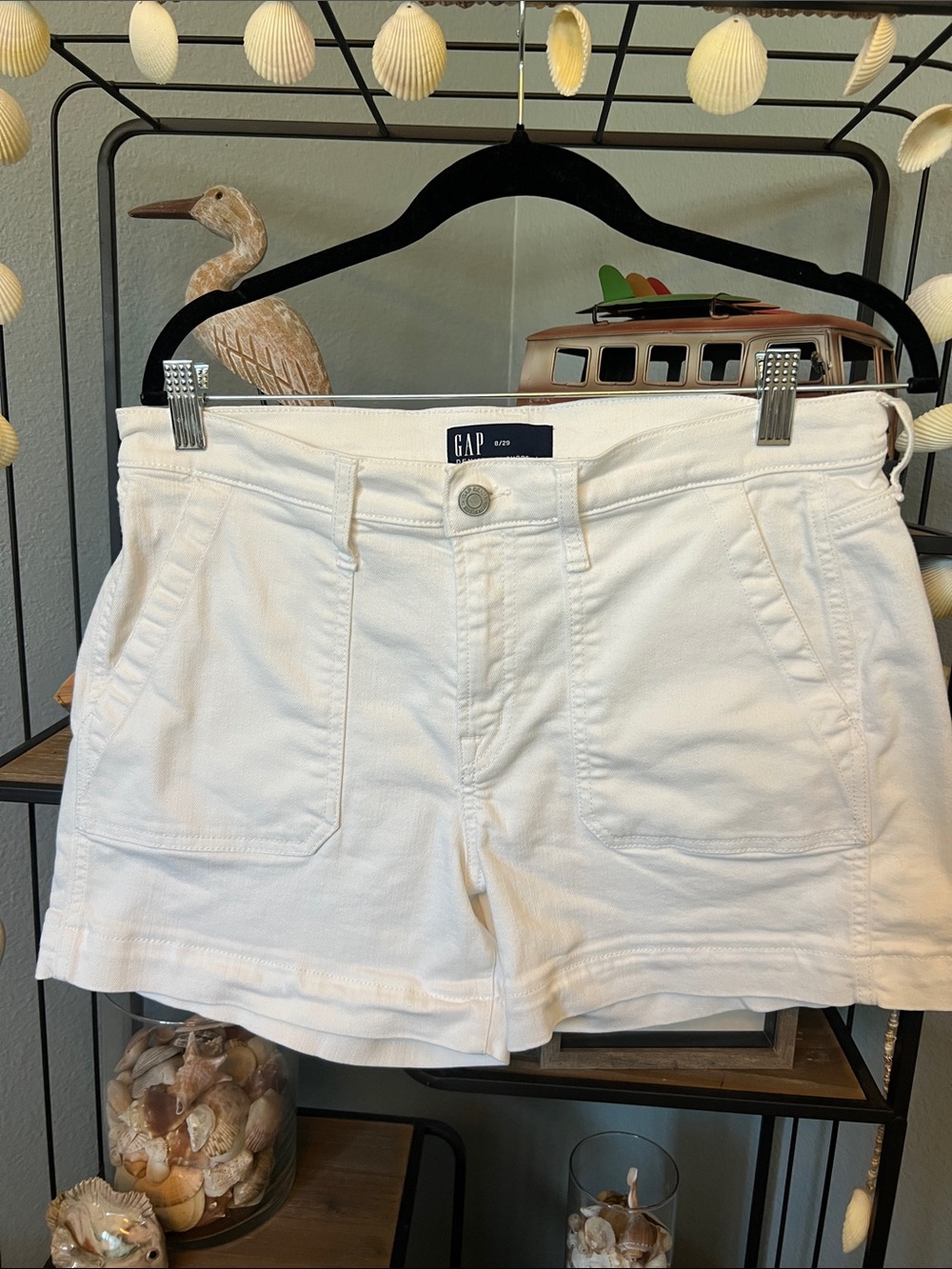 EUC GAP White Women's Utility Shorts
